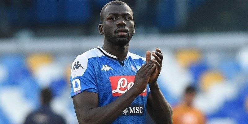 Soccer player Koulibaly possesses top defensive playing style